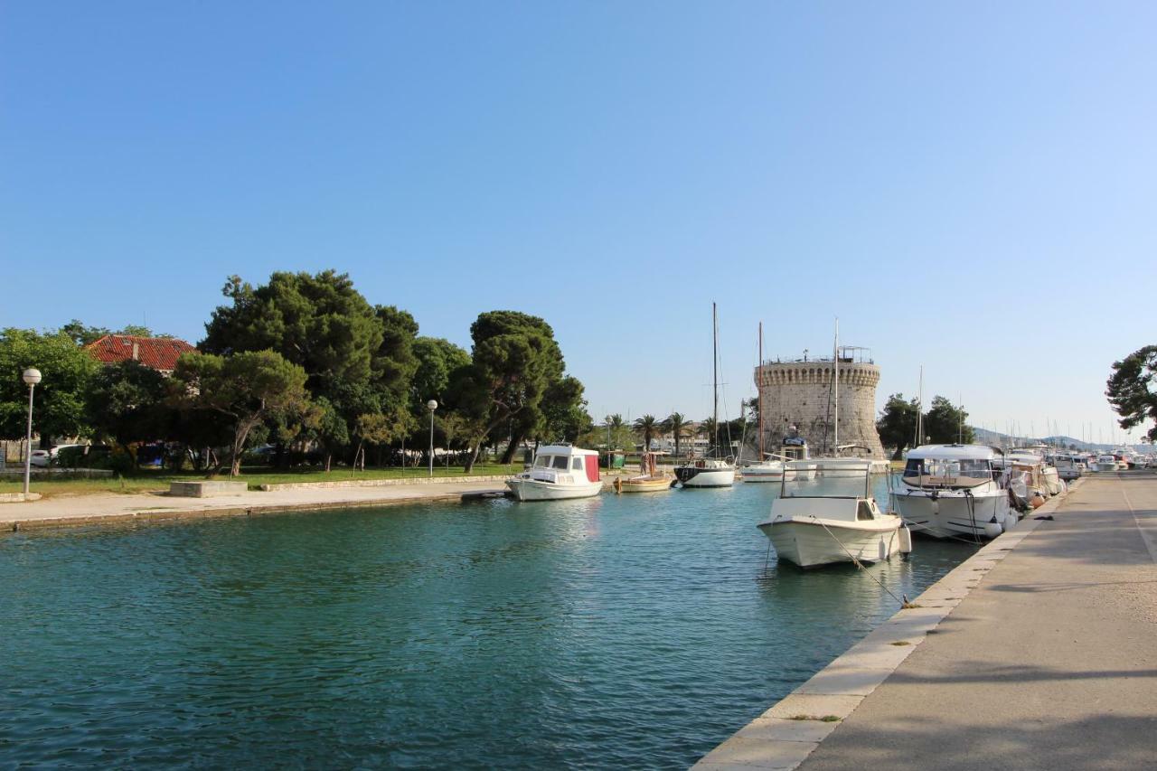 Narancin Apartments Trogir Exterior foto